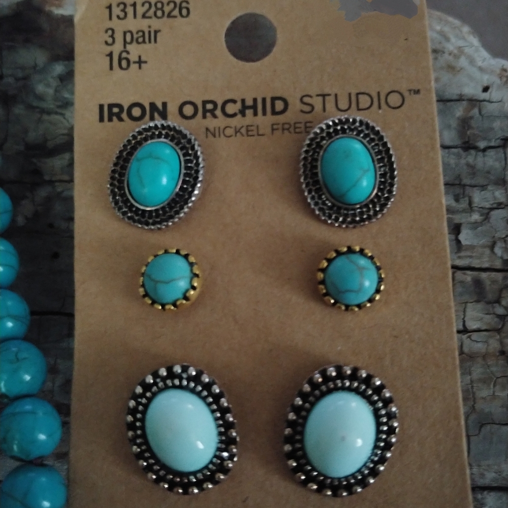 Turquoise Earrings Set - Picture 2 of 4